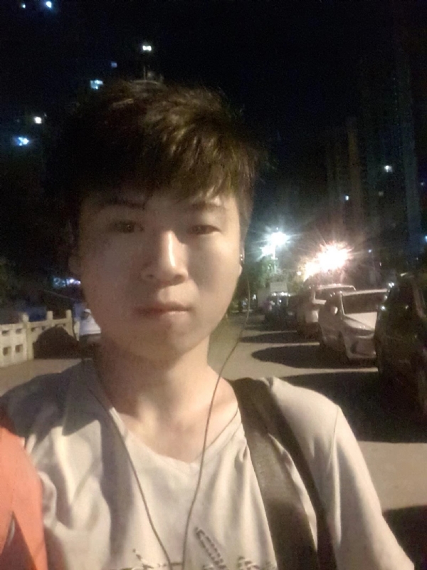 流星的瞬间的第一张照片--福建征婚网
