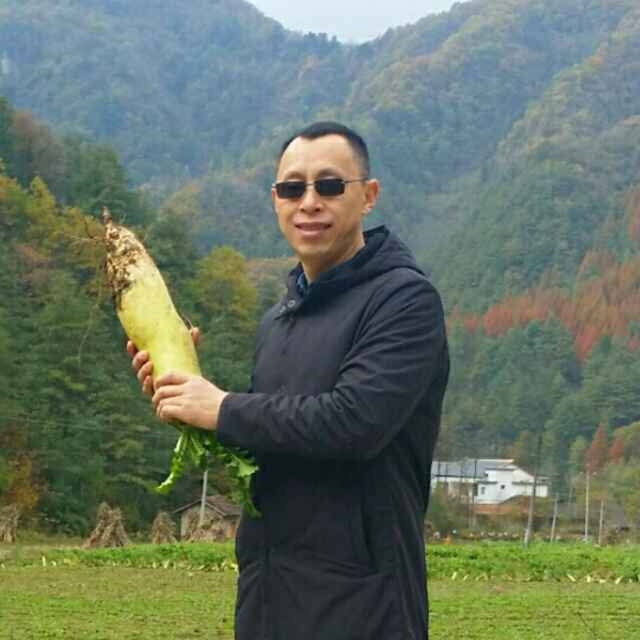 墨迹男的第一张照片--福建征婚网