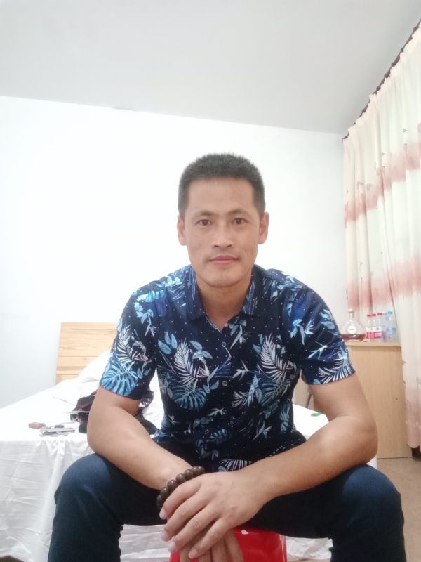 风雨夜归人的第二张照片--福建征婚网