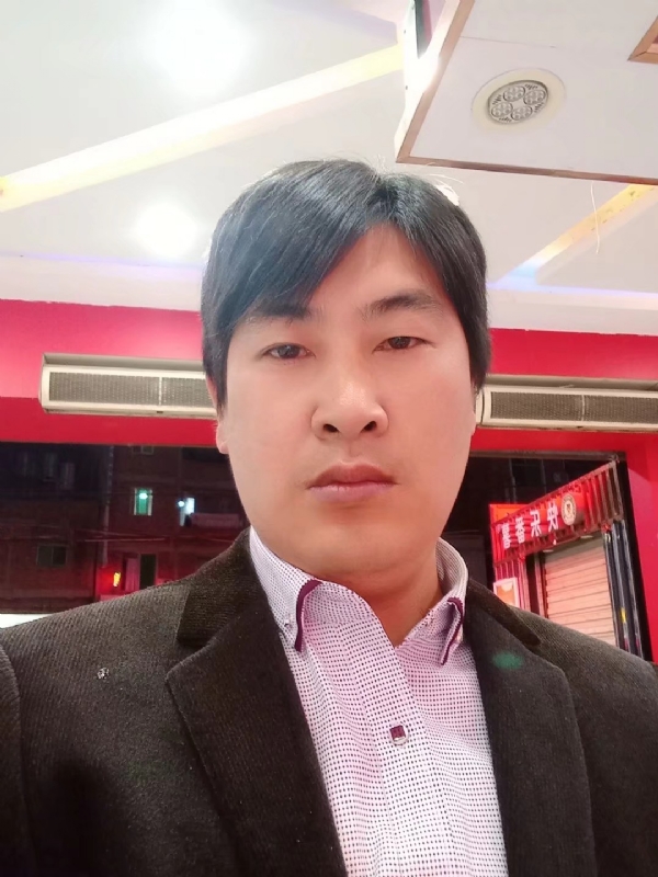 奔跑的第二张照片--福建征婚网