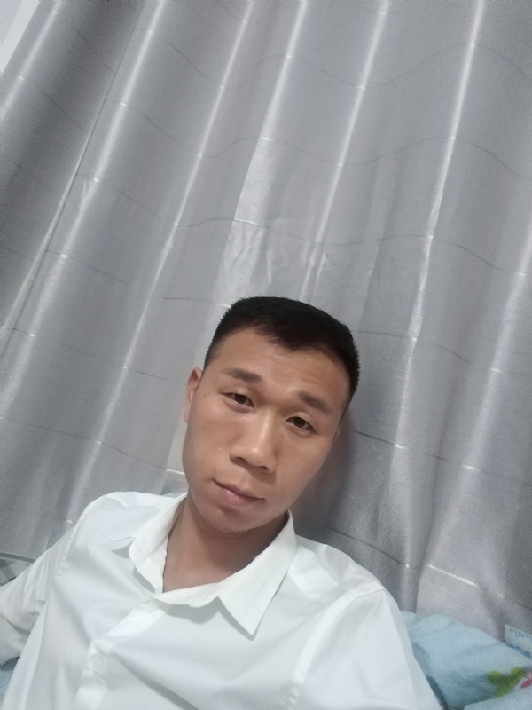 不器的第二张照片--福建征婚网