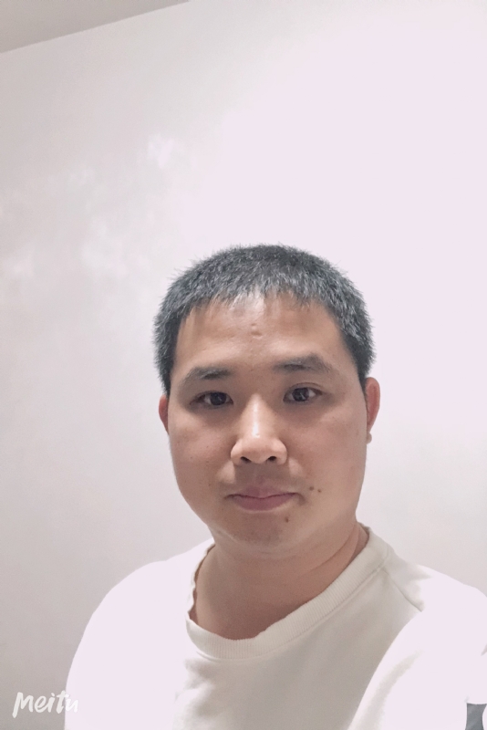 小梁的第一张照片--福建征婚网