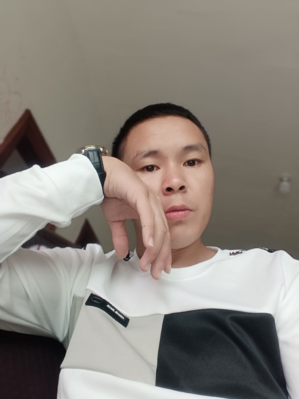 冷漠的第一张照片--福建征婚网