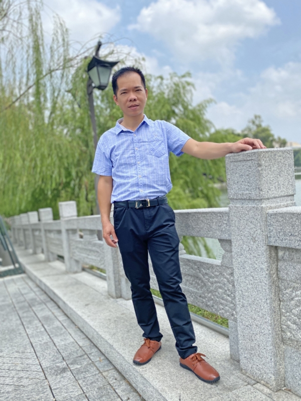 奇峰向阳的第一张照片--福建征婚网