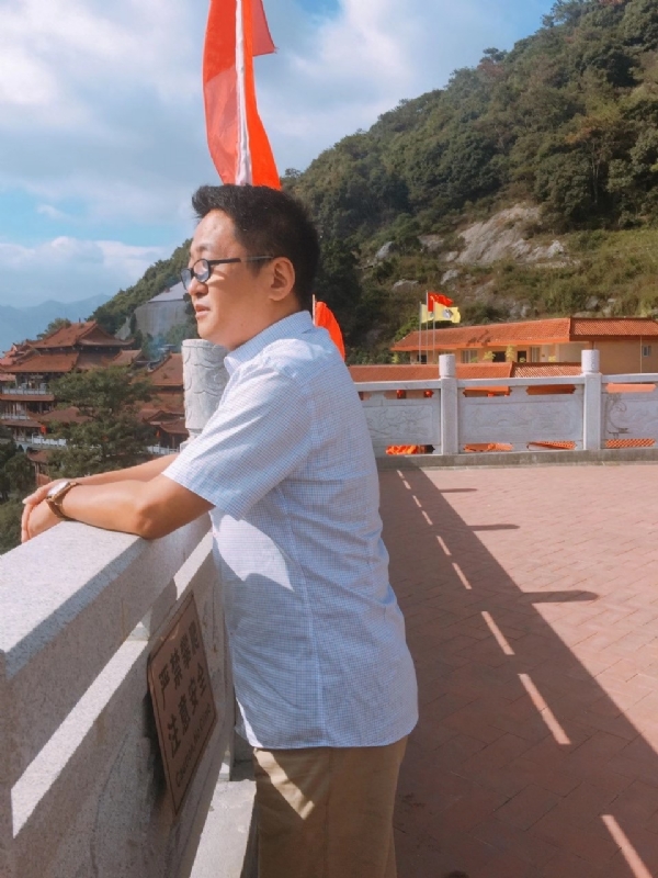 安斌的第二张照片--福建征婚网