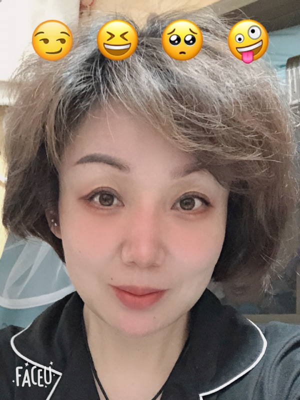 飘拂的第一张照片--福建征婚网