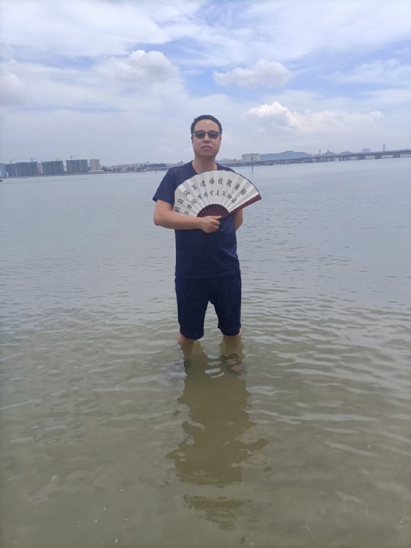 浪迹天涯的第一张照片--福建征婚网