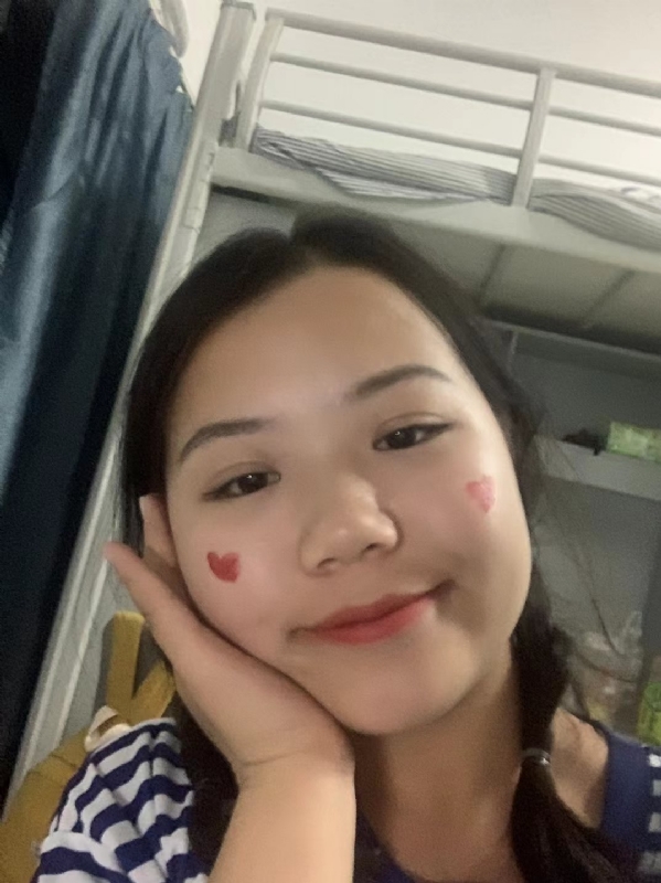 轻轻的一片云的第一张照片--福建征婚网