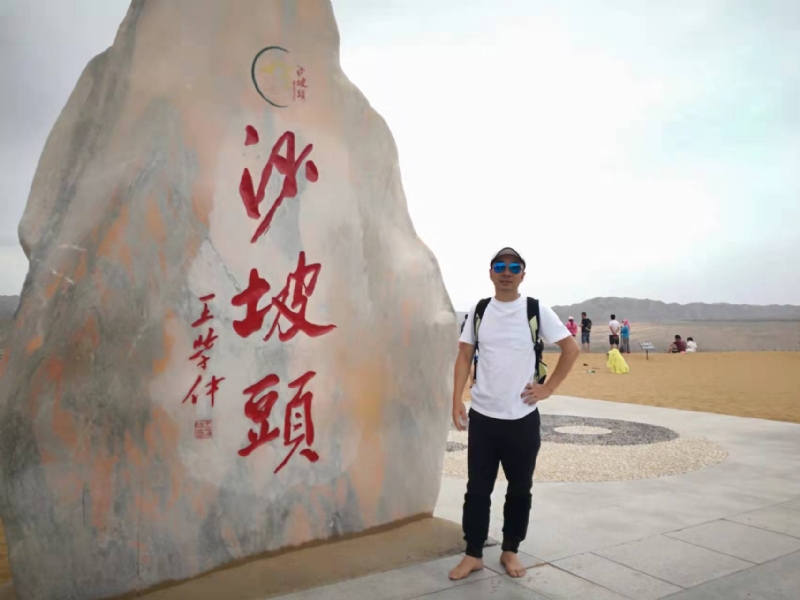 董事长的第一张照片--福建征婚网