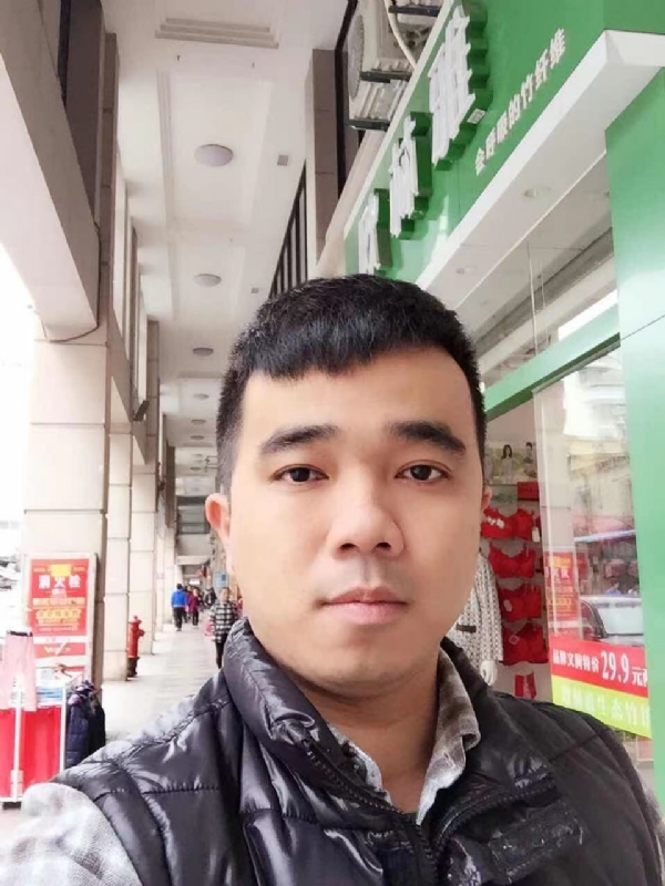 小小怪兽的第一张照片--福建征婚网