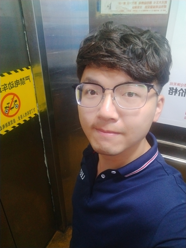 H先生的第二张照片--福建征婚网