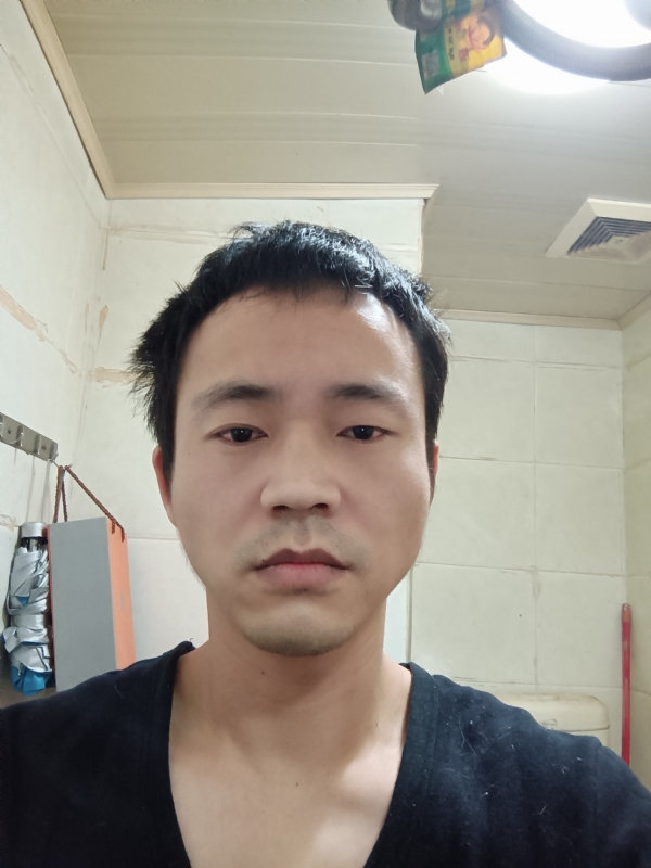 守望天空的第一张照片--福建征婚网