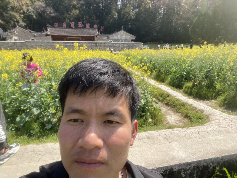开心的第一张照片--福建征婚网