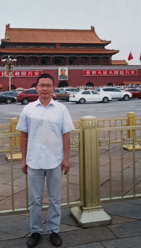 乔治的第一张照片--福建征婚网