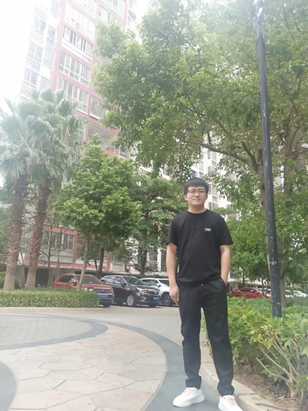 等闲的第四张照片--福建征婚网