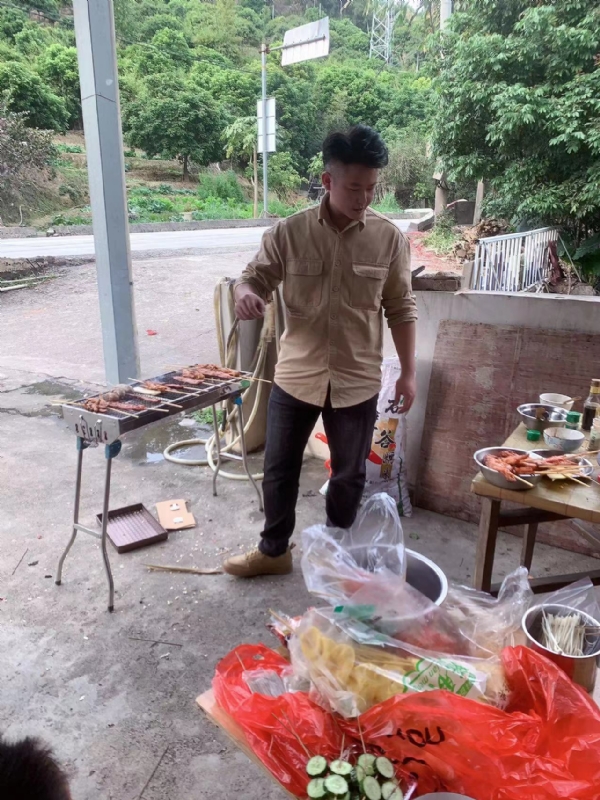 你黑我哟的第一张照片--福建征婚网