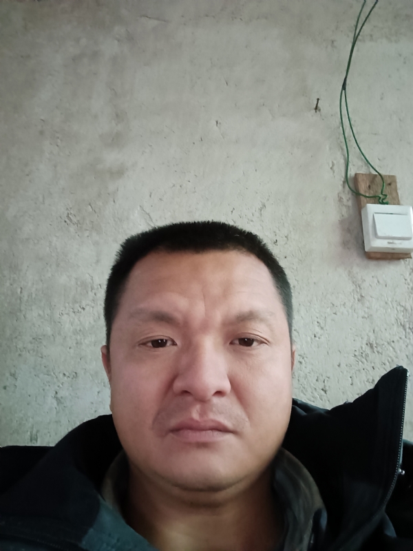 兰成龙的第三张照片--福建征婚网