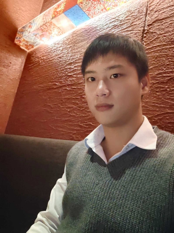 匿藏其名的第一张照片--福建征婚网