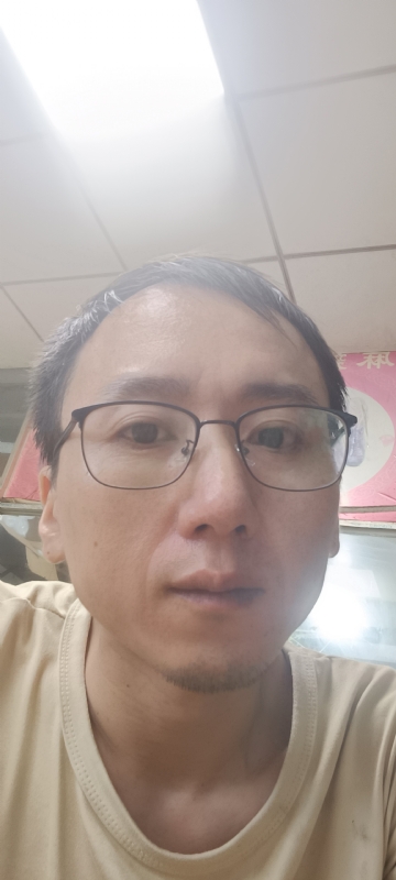 想胖的瘦子的第一张照片--福建征婚网