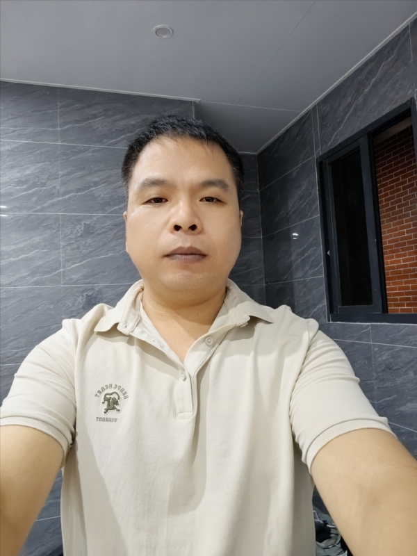 刘两水的第一张照片--福建征婚网